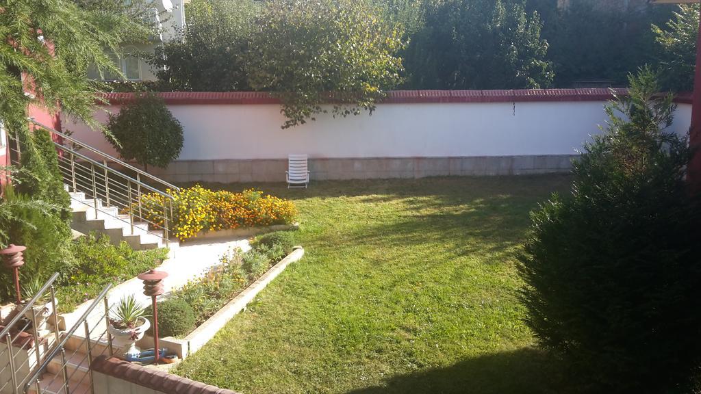 فندق The Red House Kosharitsa المظهر الخارجي الصورة